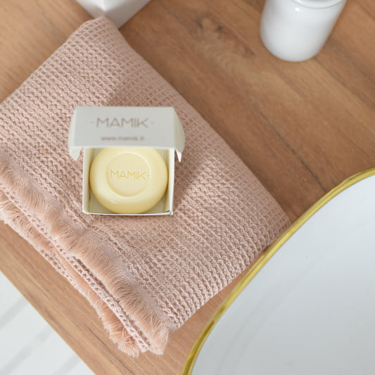Idée cadeau pour bébé : la boîte à savon, un indispensable écologique et pratique