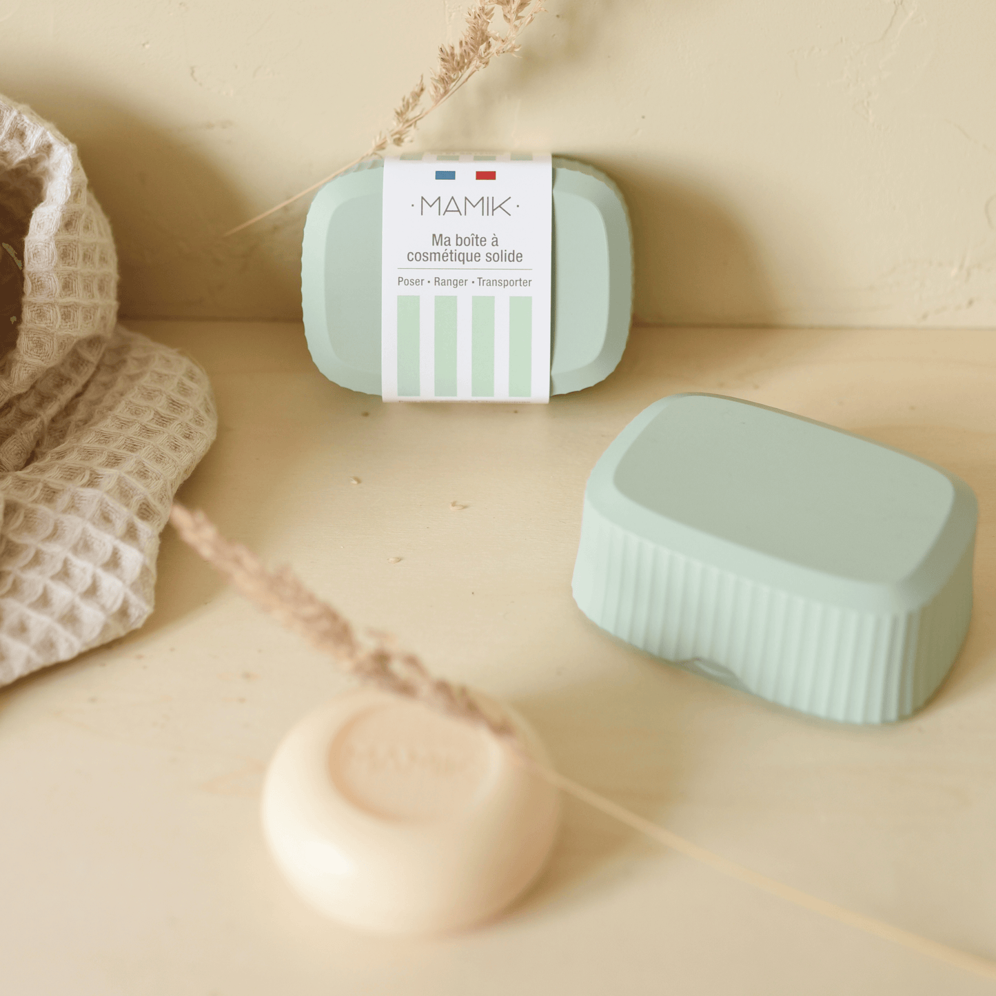 La boîte à savon LA MINIMALISTE Verte Tilleul mamik.fr