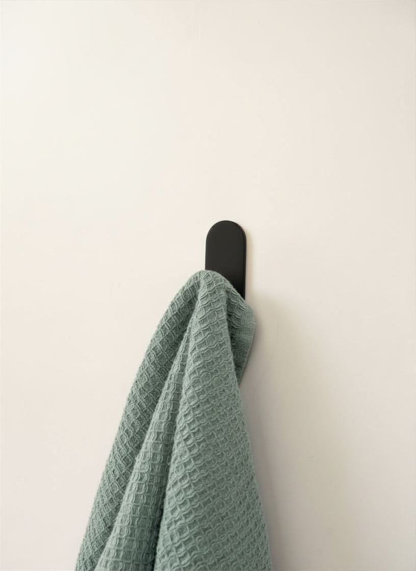 Patère pour serviette à main - Vert de gris mamik.fr