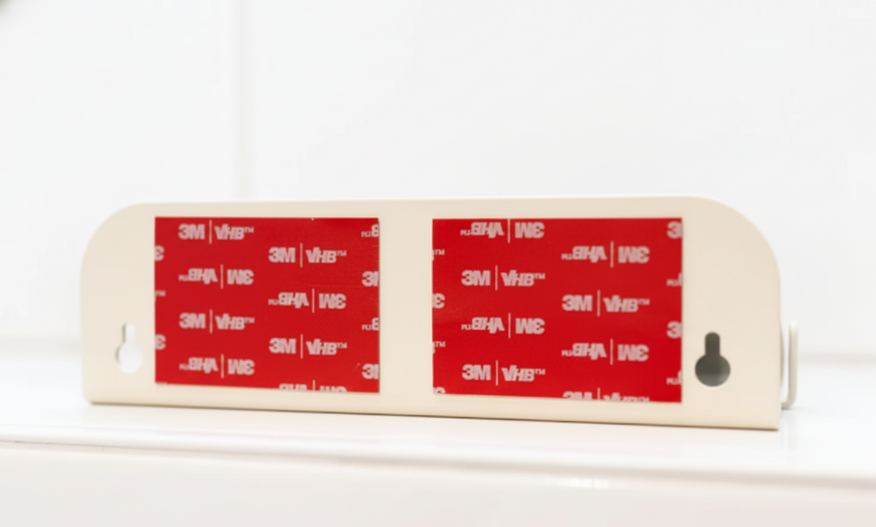 étagère de douche petit rebord crème avec les adhésifs 