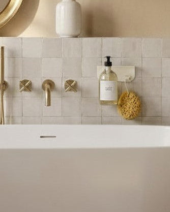Porte flacon avec patère pour salle de bain - Noir mamik.fr