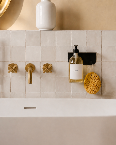 Porte-flacon avec crochet - salle de bain mamik.fr